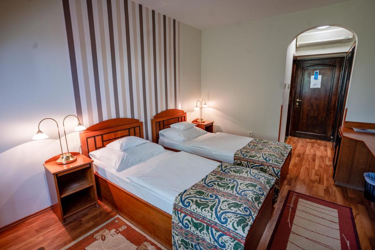 Hotel Erzsebet Heviz Exterior photo