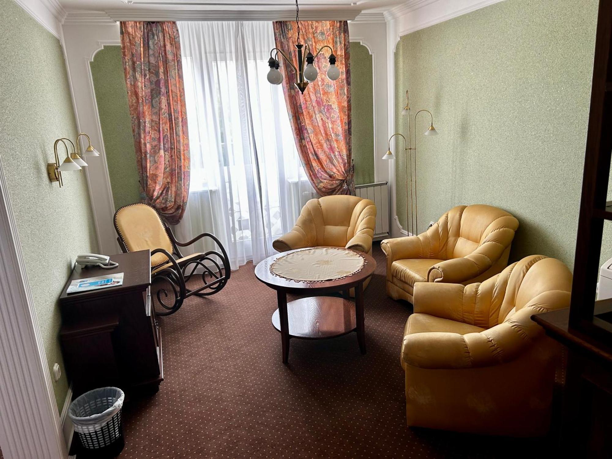 Hotel Erzsebet Heviz Exterior photo